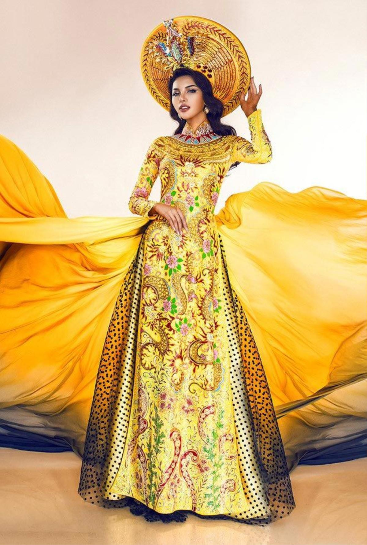 Khả Trang - Thúy Vân - Tường San - Hoài Sa quyền lực với National Costume Nữ thần phương Đông Ảnh 11